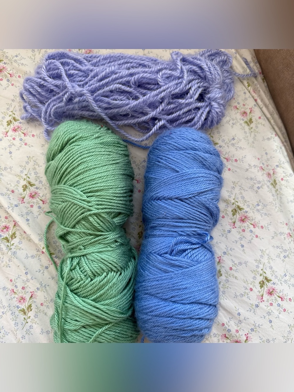 acrylic yarn bundle